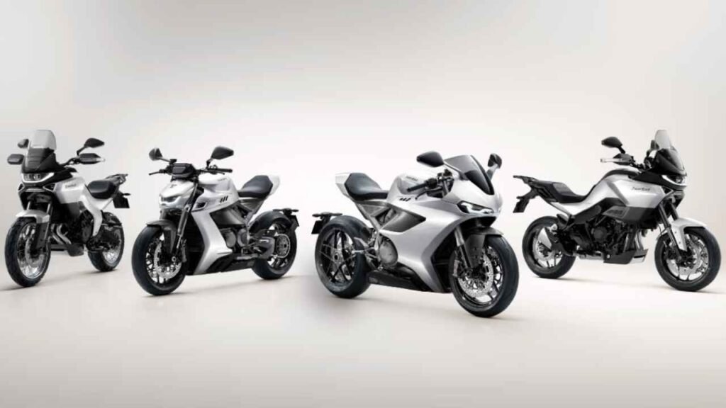 Norton Manx and Atlas Teased for India Launch